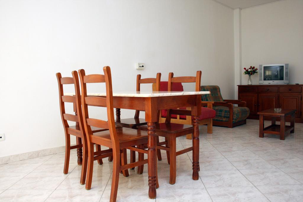 Apartamentos King'S กัวเตย์รา ห้อง รูปภาพ